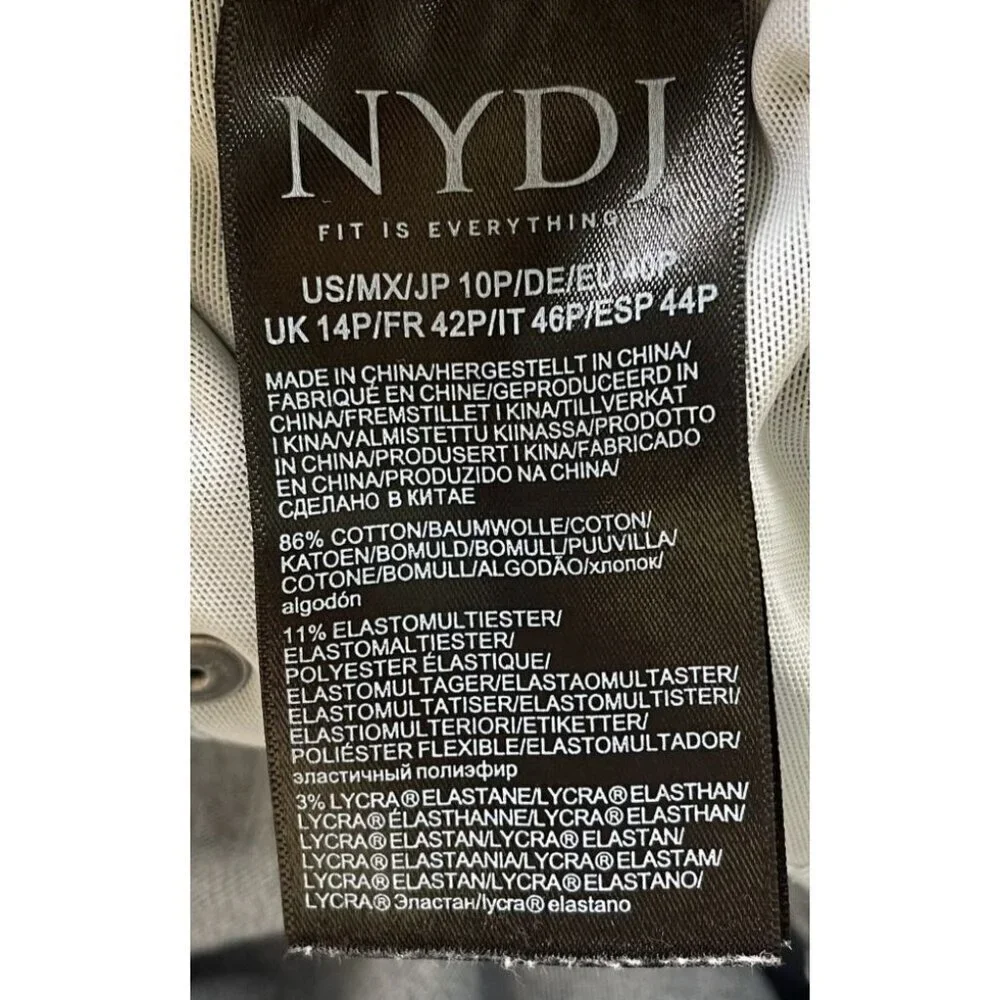 NYDJ Curves 360‎ Cropped Jeans Size 10P High Rise Light Wash Slim Straight